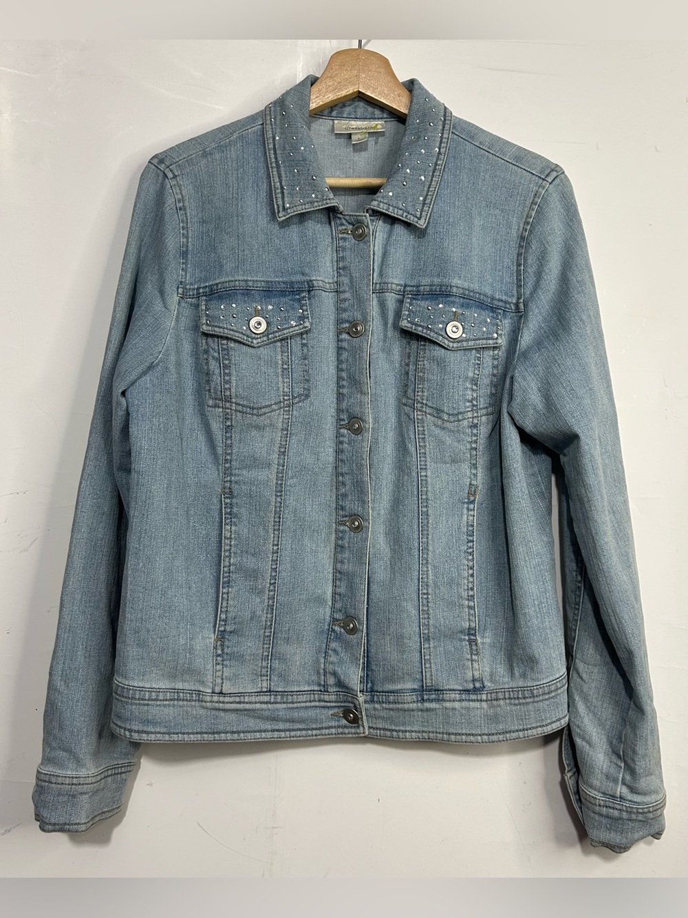 5 for $25🔥Dressbarn Light Washed‎ Button Front Studded Jacket Large